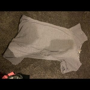 Short form fitting maternity dress